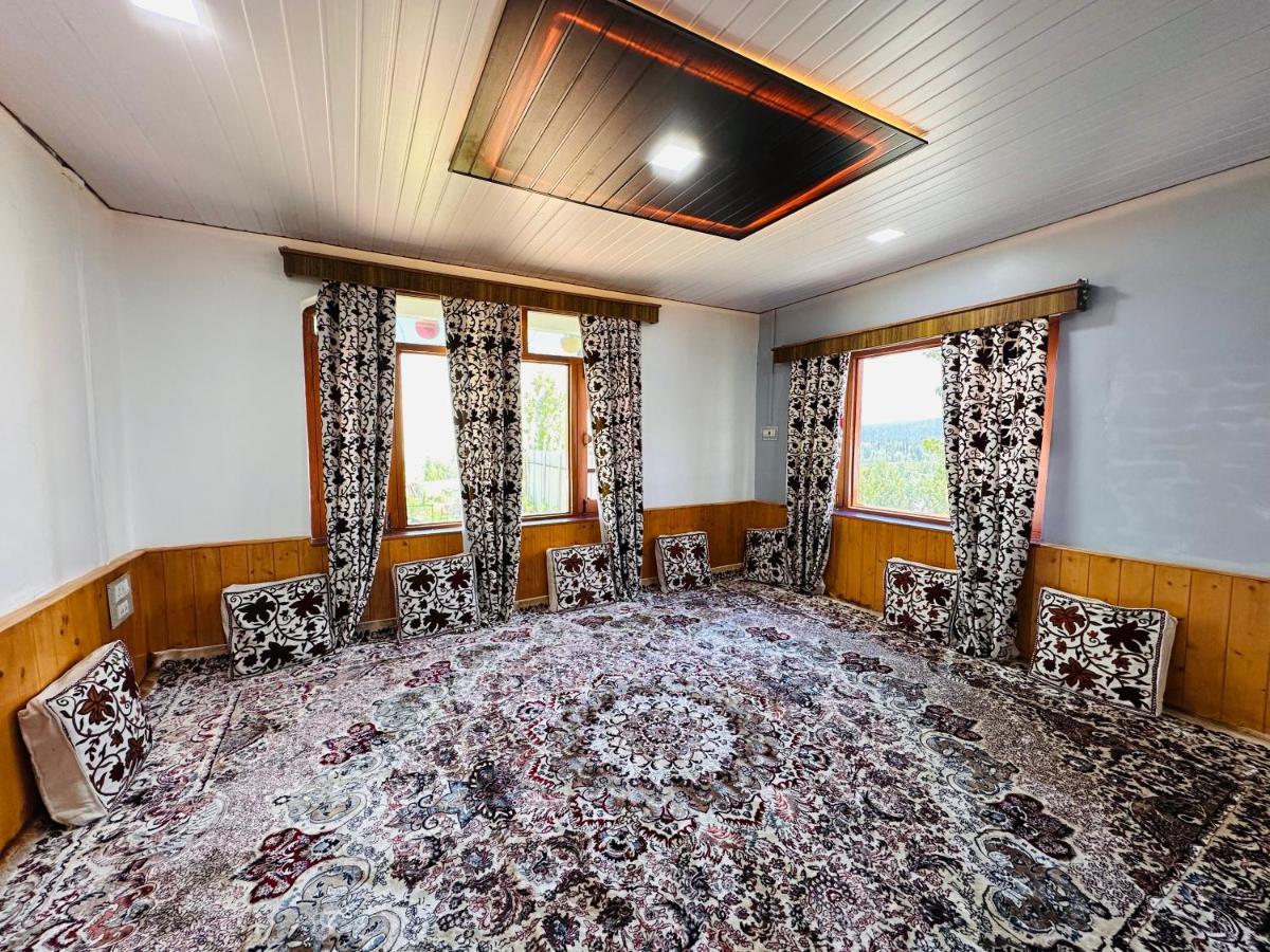 Sheen Homestay غولمارغ المظهر الخارجي الصورة