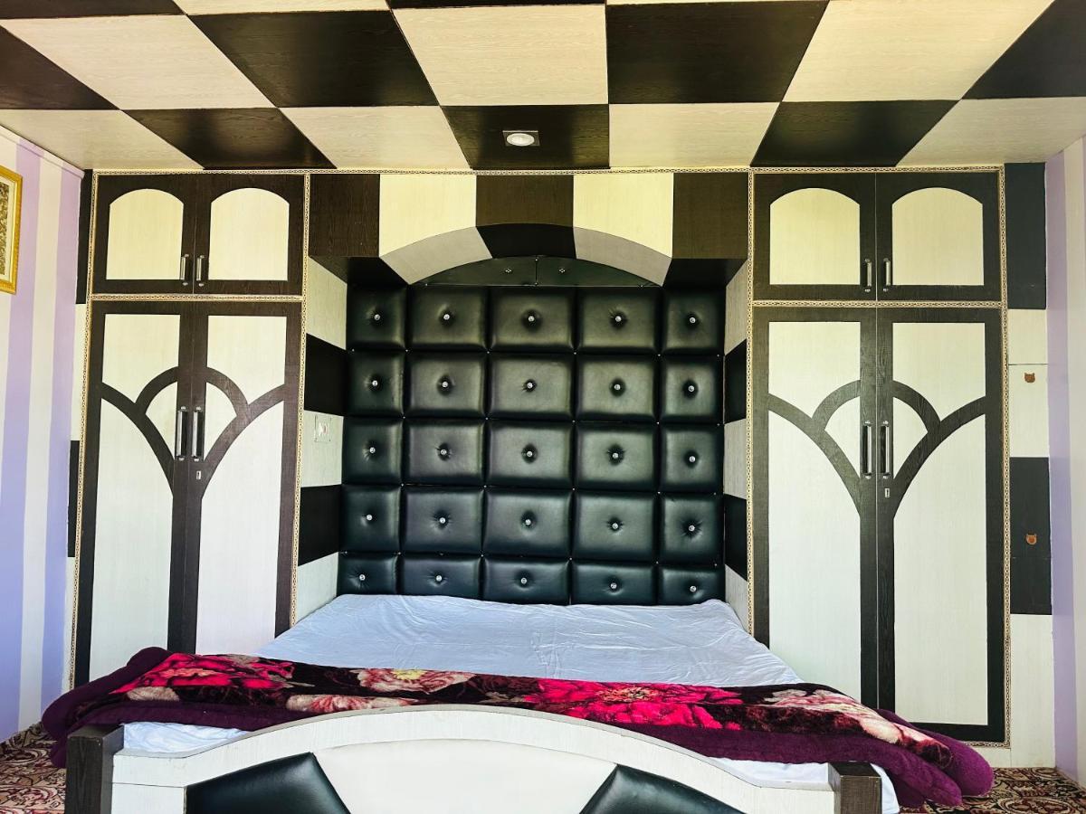 Sheen Homestay غولمارغ المظهر الخارجي الصورة